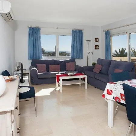 Front Line Port 1b Appartement *